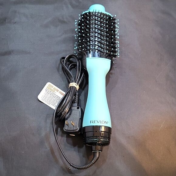 REVLON  WEAVING DREAM ONE STEP HAIR DRYERAND STYLE main image 12